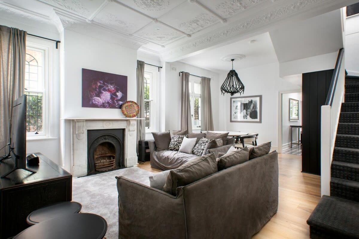 Holiday home Elegant 3-bed Heritage House With Swimming Pool