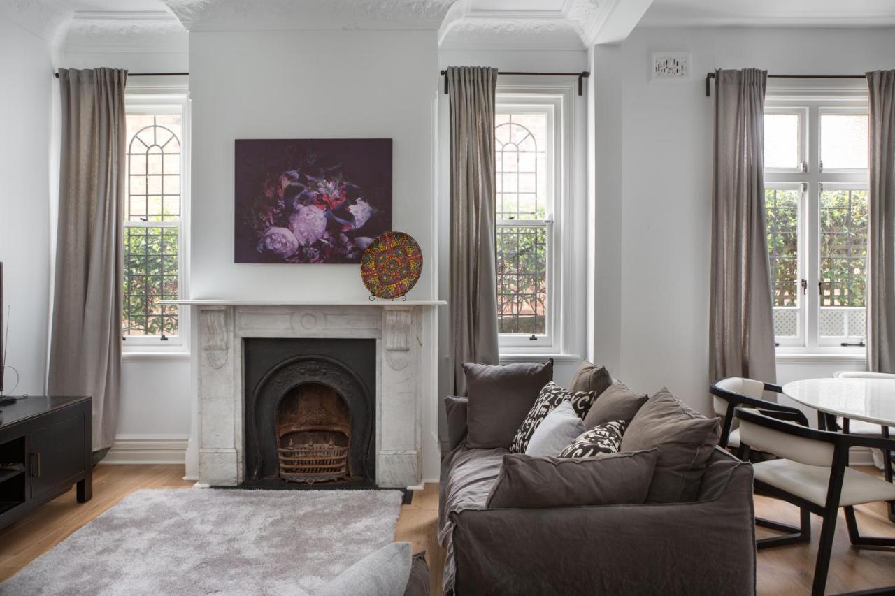 Elegant 3-bed Heritage House With Swimming Pool Holiday home Sydney